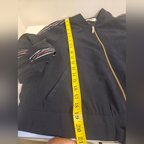 Ted Baker- Navy Blue Women's Bomber Jacket Size 4 With Beatiful Lining NWOT - Picture 4 of 5